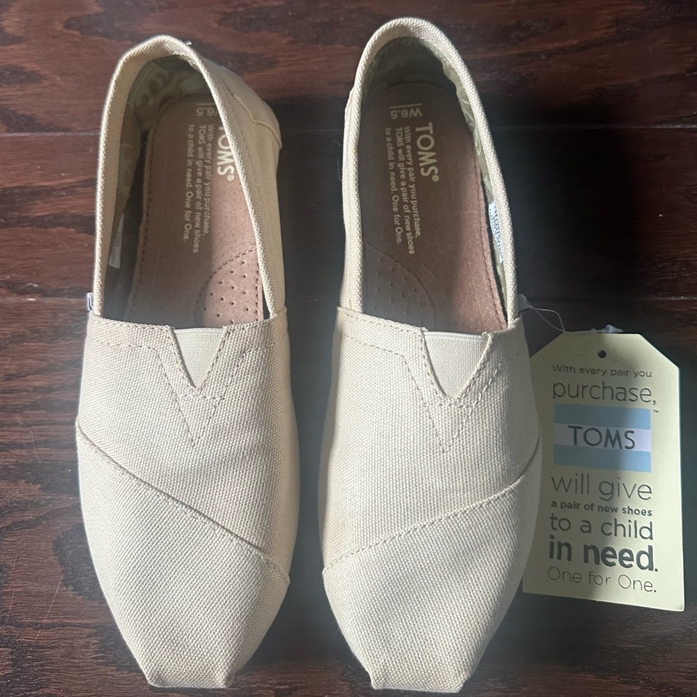 TOMS Classic Natural Canvas Shoes
